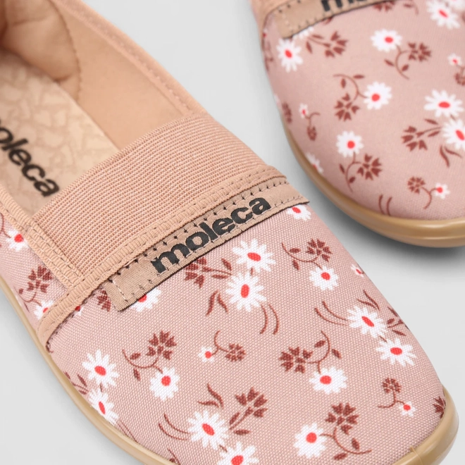 Sapatilha Feminina Moleca Detalhe Elástico Floral Nude