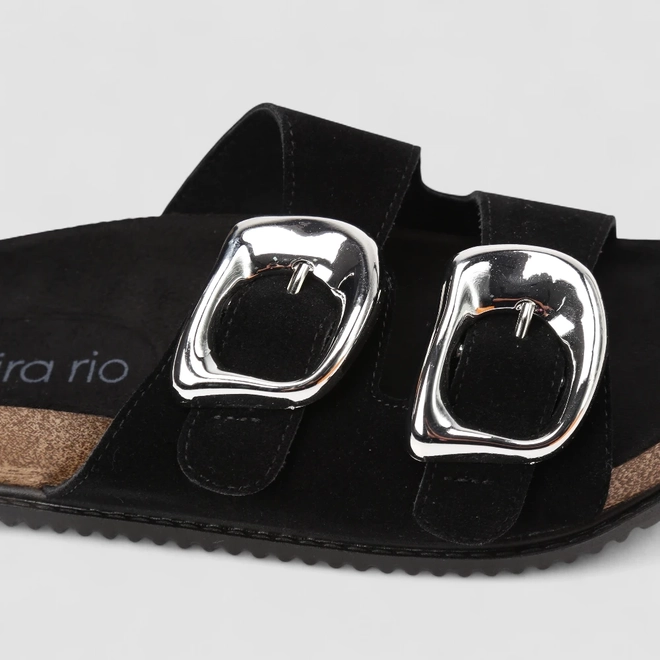 Papete Feminina Beira Rio Camurça Detalhe Fivela Prata Preto