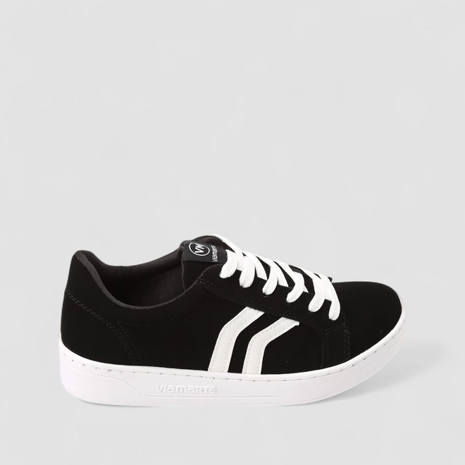 Tênis Casual Feminino Via Marte Recorte Lateral Preto