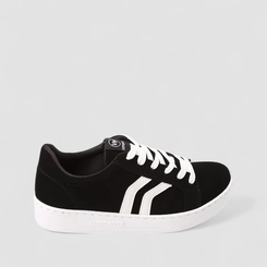 Tênis Casual Feminino Via Marte Recorte Lateral Preto