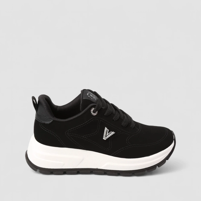 Tênis Chunky Feminino Via Marte Detalhe Pedraria Preto