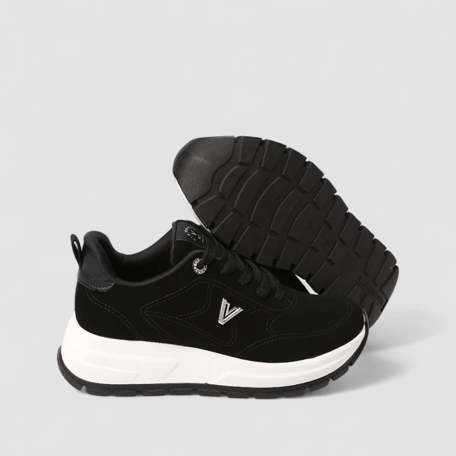 Tênis Chunky Feminino Via Marte Detalhe Pedraria Preto