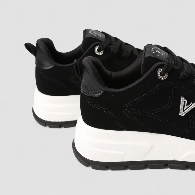 Tênis Chunky Feminino Via Marte Detalhe Pedraria Preto