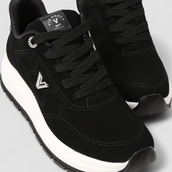 Tênis Chunky Feminino Via Marte Detalhe Pedraria Preto