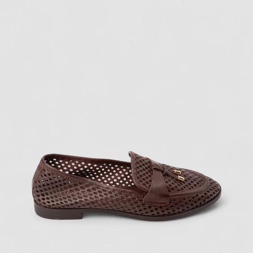Mocassim Feminino Gabriela Detalhe Perfuros Couro Marrom
