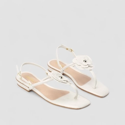 Sandália Rasteira Feminina Gabriela Detalhe Flor Metalizada Off White