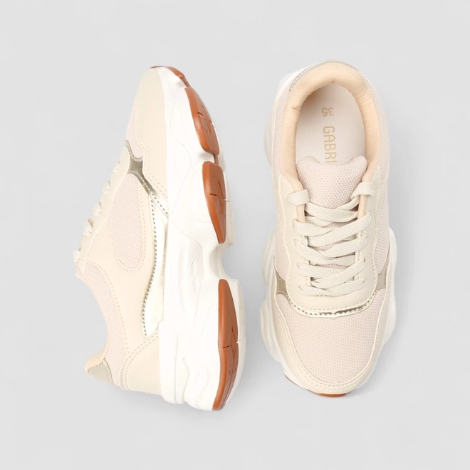 Tênis Casual Feminino Gabriela Recorte Metalizado Off White