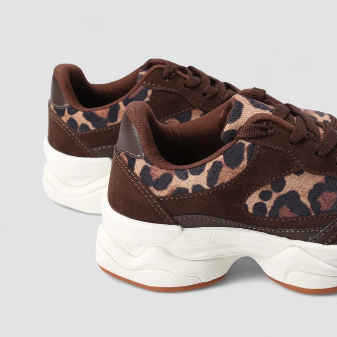 Tênis Casual Feminino Gabriela Onça Recortes Camurça Multicolor