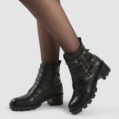 Bota Feminina Gabriela Cano Médio Multitiras Fivela Preto