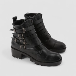 Bota Feminina Gabriela Cano Médio Multitiras Fivela Preto
