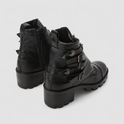 Bota Feminina Gabriela Cano Médio Multitiras Fivela Preto