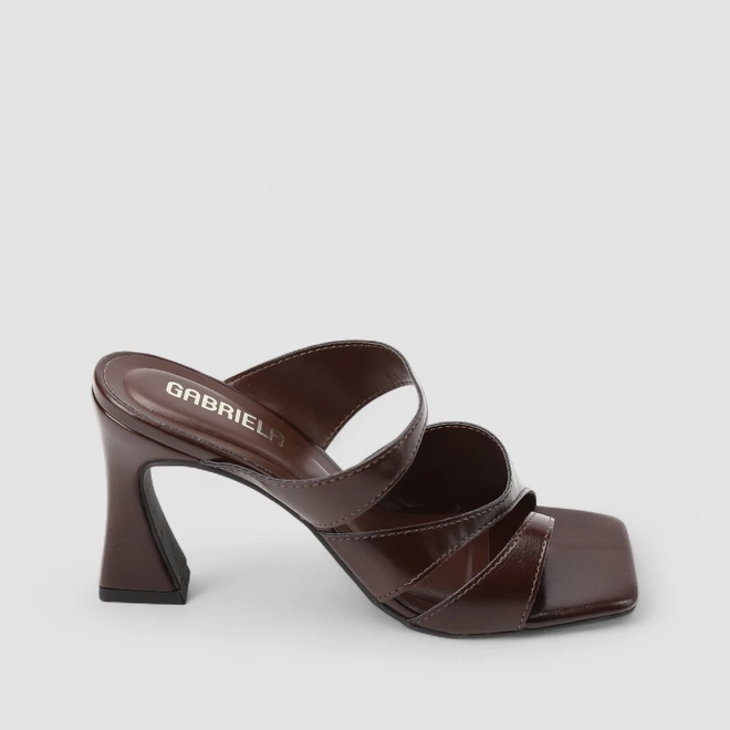 Tamanco Feminino Gabriela Salto Flare Tira Estilizada Marrom