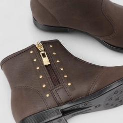Bota Infantil Molekinha Cano Curto Zíper Detalhe Rebite Marrom