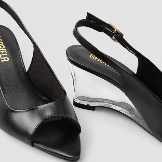Peep Toe Slingback Gabriela Salto Anabela Preto
