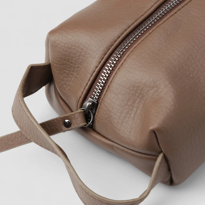 Necessaire STZ Média Marrom