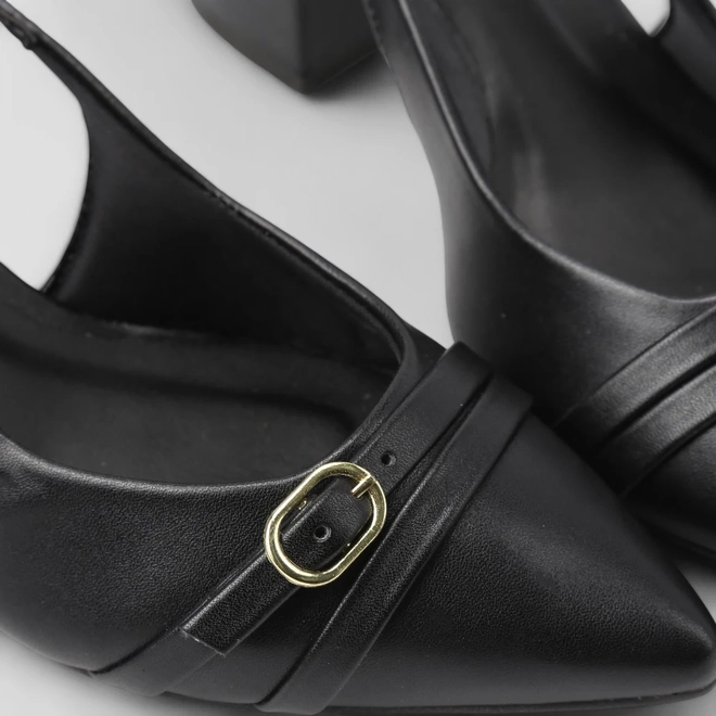 Scarpin Slingback Feminino Gabriela Enfeite Fivela Preto