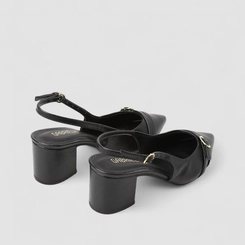 Scarpin Slingback Feminino Gabriela Enfeite Fivela Preto