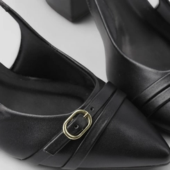 Scarpin Slingback Feminino Gabriela Enfeite Fivela Preto