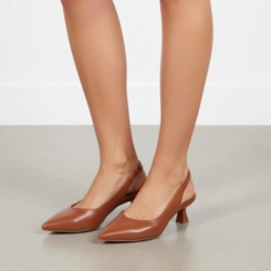 Slingback Feminino Gabriela Salto Taça Bico Fino Caramelo