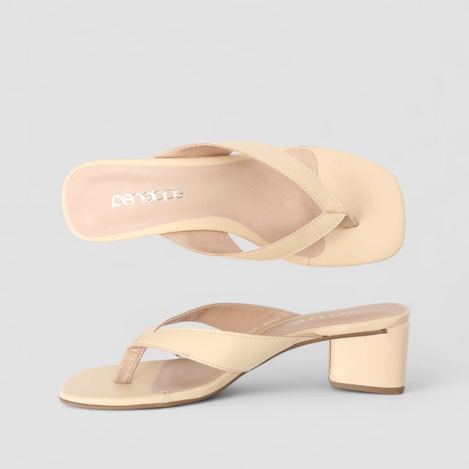 Tamanco Feminino Penélope Salto Bloco Creme