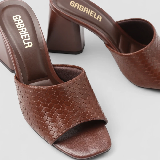 Tamanco Feminino Gabriela Textura Trançado Marrom