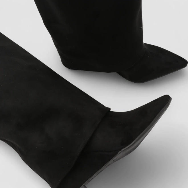 Bota Feminina Gabriela Cano Alto Camurça Detalhe Capa Preto