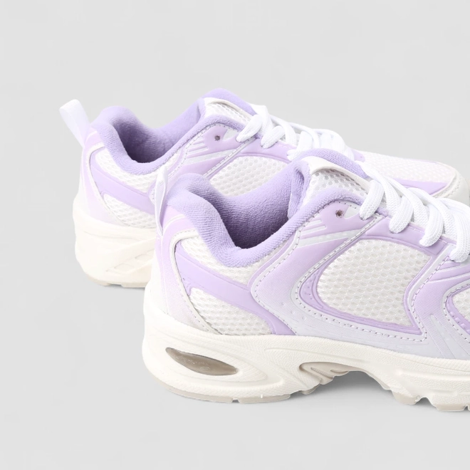 Tênis Esportivo Feminino Vertus Recortes Lilás & Branco