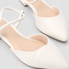 Slingback Feminino Gabriela Bico Fino Off White
