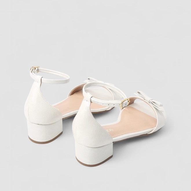 Sandália Feminina Penélope Salto Bloco Laço Off White