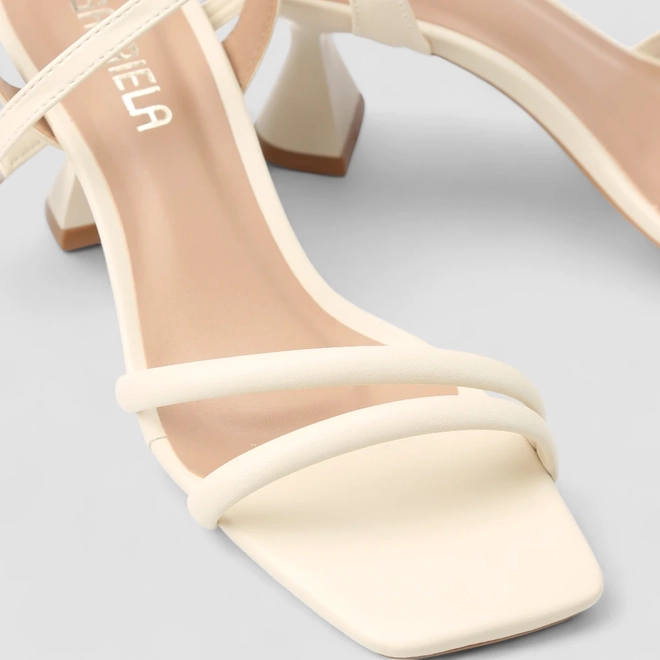 Sandália Feminina Gabriela Salto Taça Off White