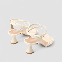 Sandália Feminina Gabriela Salto Taça Off White