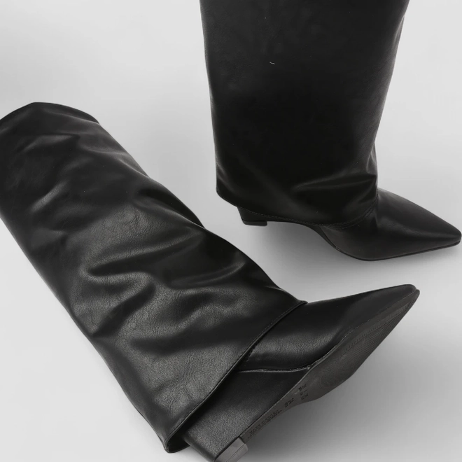 Bota Feminina Gabriela Cano Alto Salto Anabela Detalhe Capa Preto