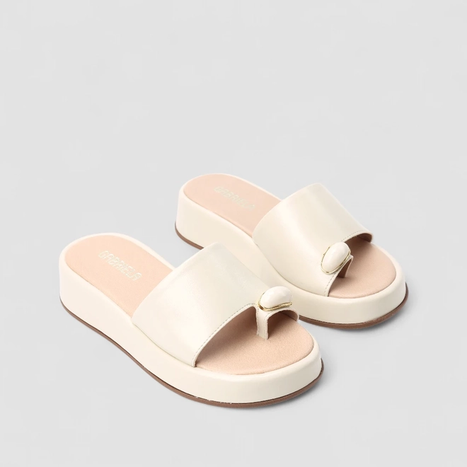 Tamanco Feminino Gabriela Flatform Detalhe Bold Off White