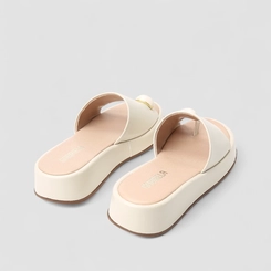 Tamanco Feminino Gabriela Flatform Detalhe Bold Off White