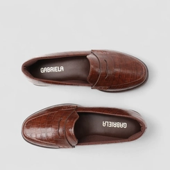 Mocassim Feminino Gabriela Textura Croco Verniz Marrom