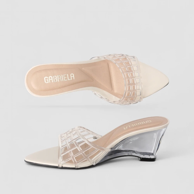 Tamanco Feminino Gabriela Anabela Tira Transparente Vazada Off White
