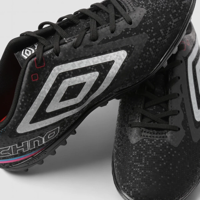 Chuteira Masculina Umbro Techno Preta
