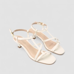 Sandália Feminina Gabriela Salto Taça Multitiras Off White