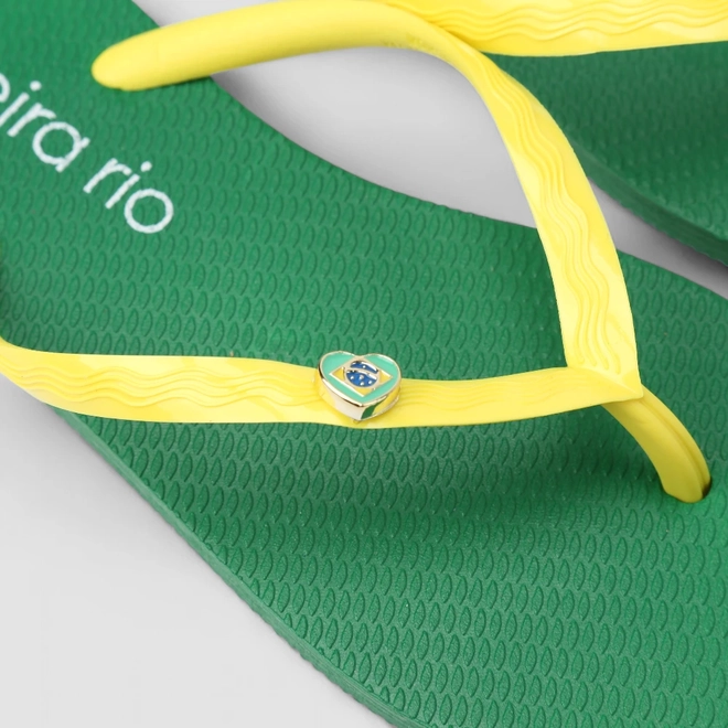 Chinelo Feminino Beira Rio Detalhe Metálico Brasil Verde & Amarelo