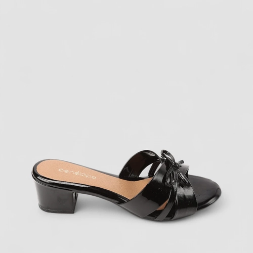 Tamanco Feminino Penélope Laço Verniz Preto