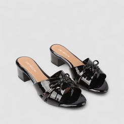Tamanco Feminino Penélope Laço Verniz Preto