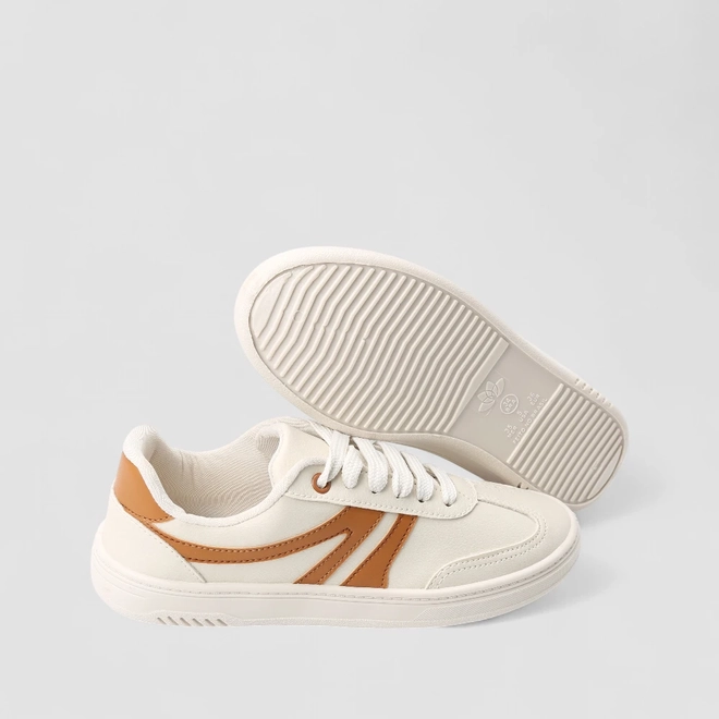 Tênis Casual Feminino Penélope Tiras Estilizadas Off White & Marrom