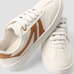 Tênis Casual Feminino Penélope Tiras Estilizadas Off White & Marrom