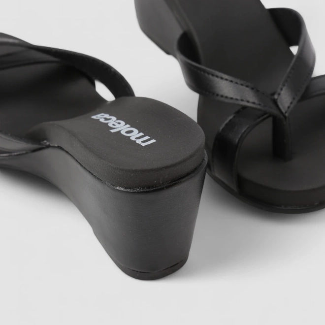 Tamanco Feminino Moleca Anabela Preto