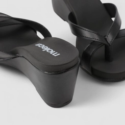 Tamanco Feminino Moleca Anabela Preto