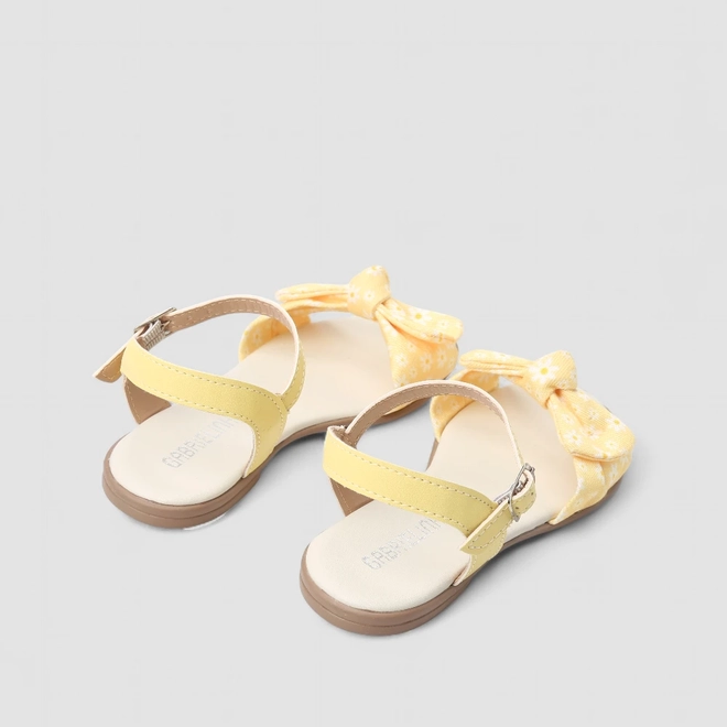 Sandália Infantil Gabrielinha Detalhe Laço Margaridas Amarelo