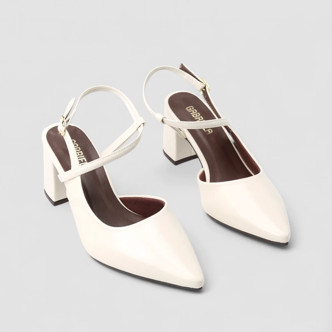 Scarpin Slingback Feminino Gabriela Salto Bloco Off White