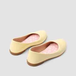 Sapatilha Infantil Gabrielinha Verniz Estampa Floral Amarela