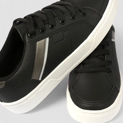 Tênis Casual Masculino Woche Detalhe Prata Preto