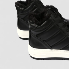 Tênis Casual Feminino Via Marte Acolchoado Peluciado Preto